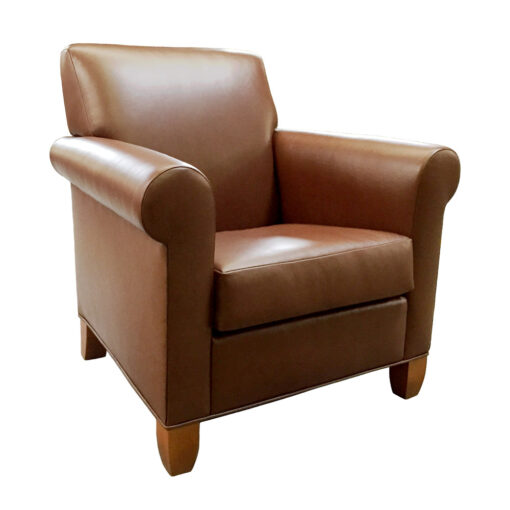 Leather Llano lounge chair in brown with wooden legs